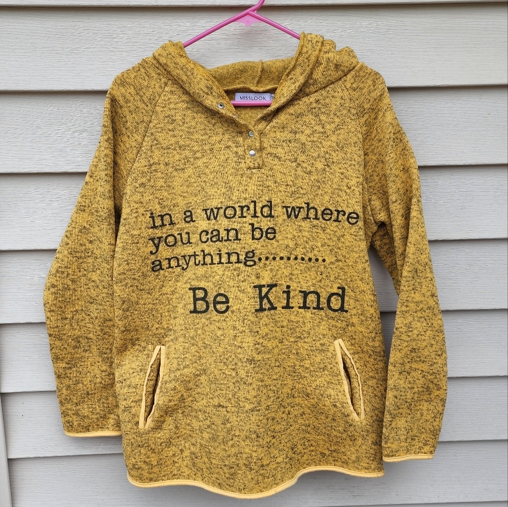 BE KIND Sweater